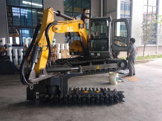 Jing Gong 80L railway crawler excavator with ballast machine