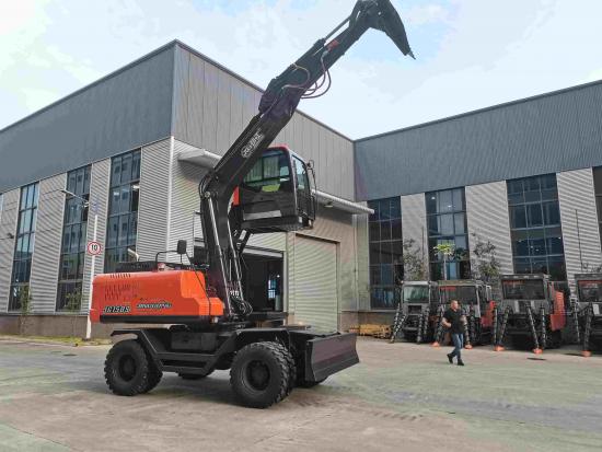 Wheeled Material Leveler With Liftable Cabin